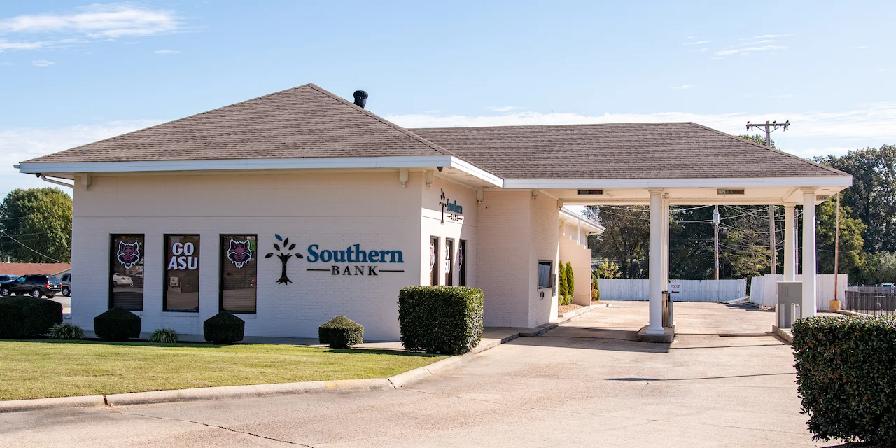 Southern Bank building in Paragould, AR