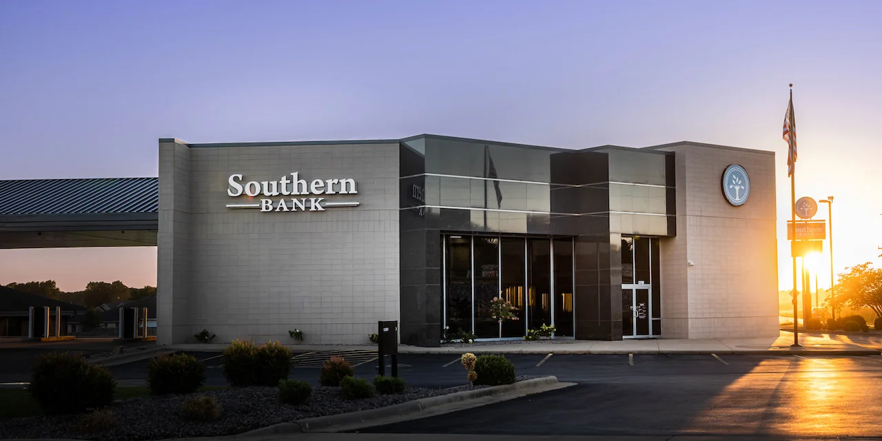 Southern Bank building in Rogersville, MO